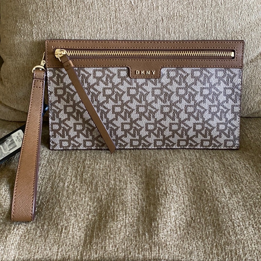 DKNY Vela Wristlet